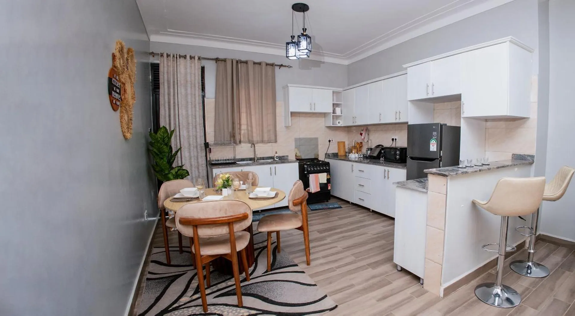 Luxury 2Br Apartment With Ac, Wi Fi, Backup Power Ideal For Families , Bukoto Kampala